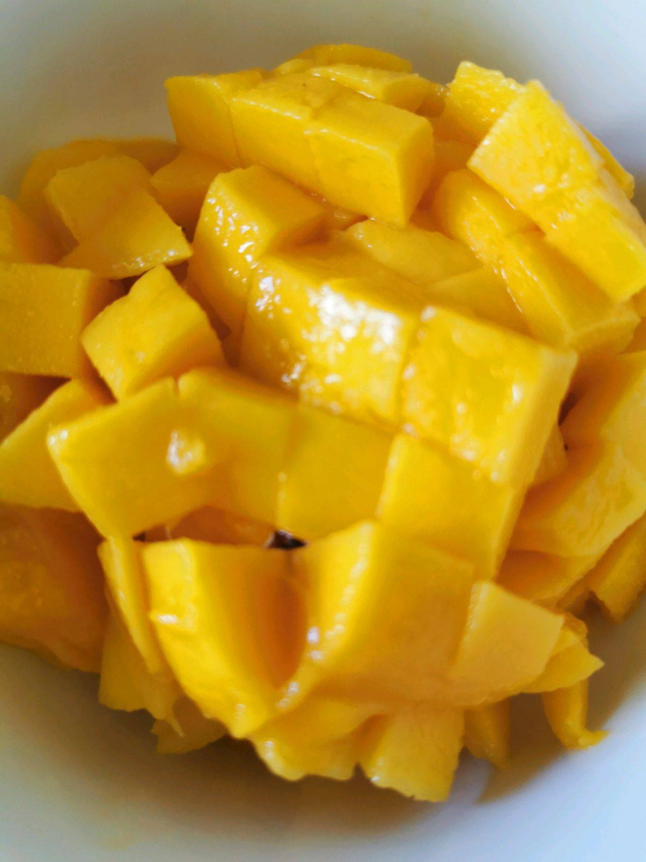 
【芒果布丁】的做法+配方 简朴快捷的芒果布丁 小孩子特喜欢吃：MK电竞(图11)